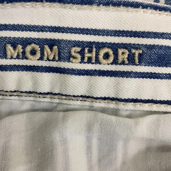 American Eagle Striped Denim Mom Short - Size 6 - Picture 5 of 8